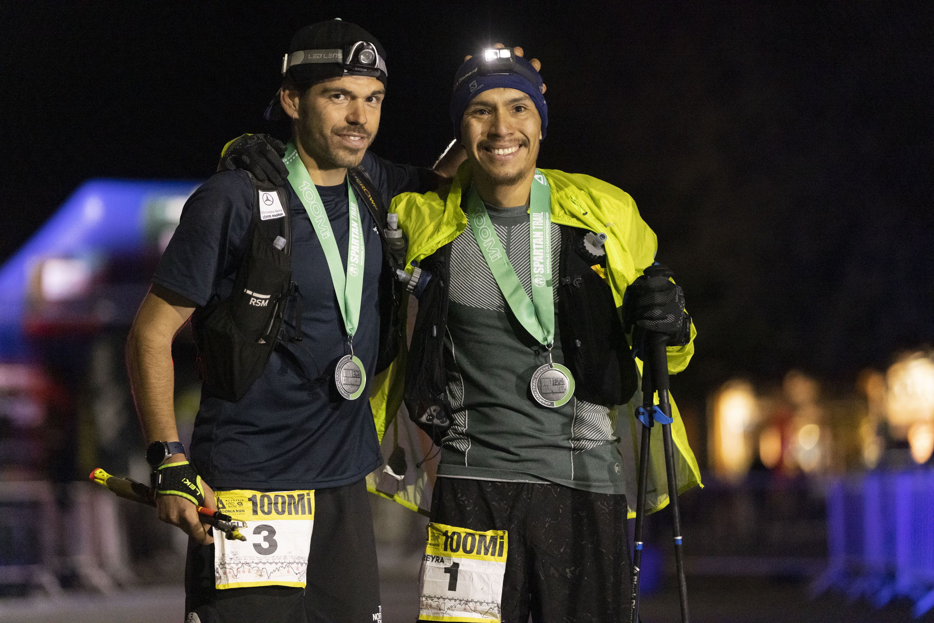 Capell y Pereyra en meta ©Patalogia Run Mariano Paz