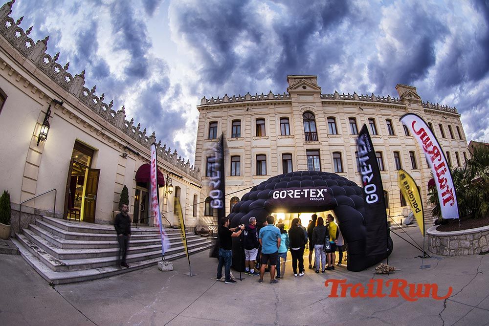 Training Day Gore-Tex Shakedry