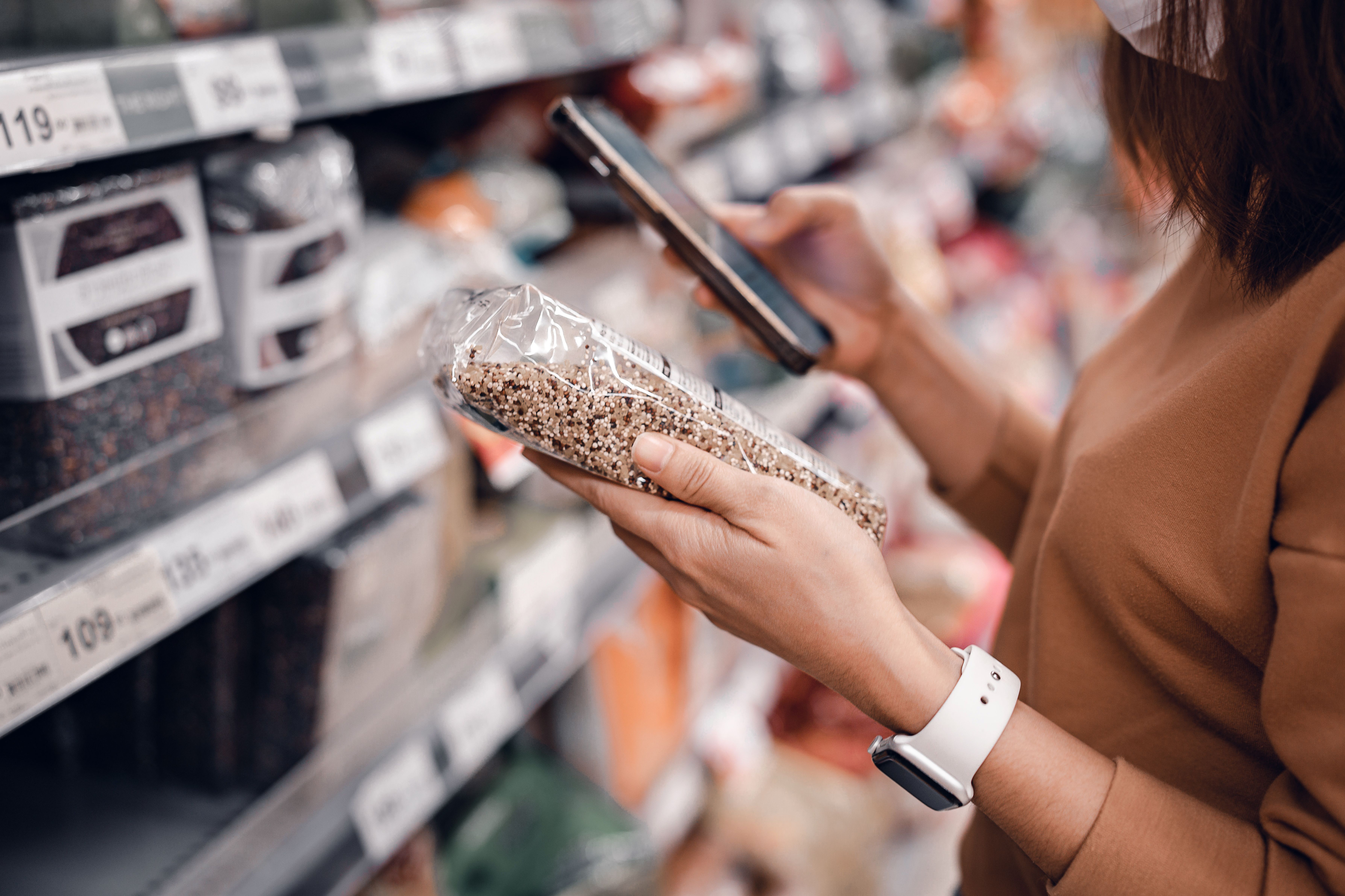 ¿Cómo leer y entender el etiquetado de los alimentos? iStock 1317610306