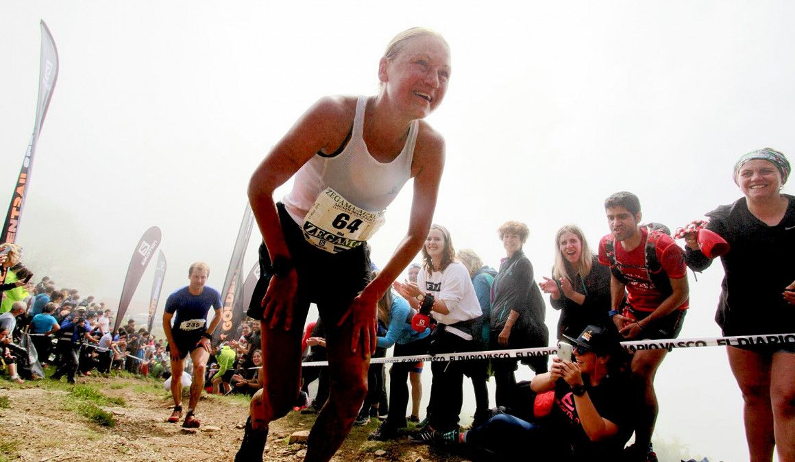 Ida Nilsson reina entre el barro de Zegama