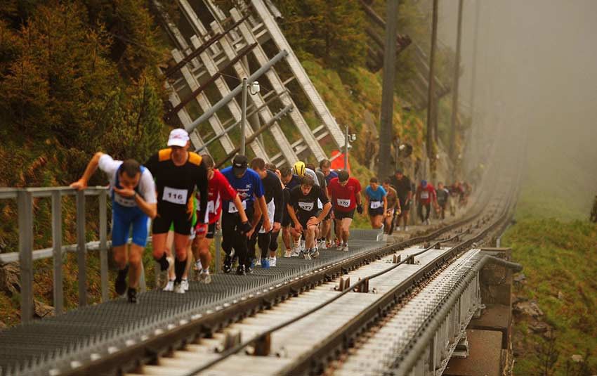 Así es la carrera de escaleras más larga del mundo: 11.674 peldaños 