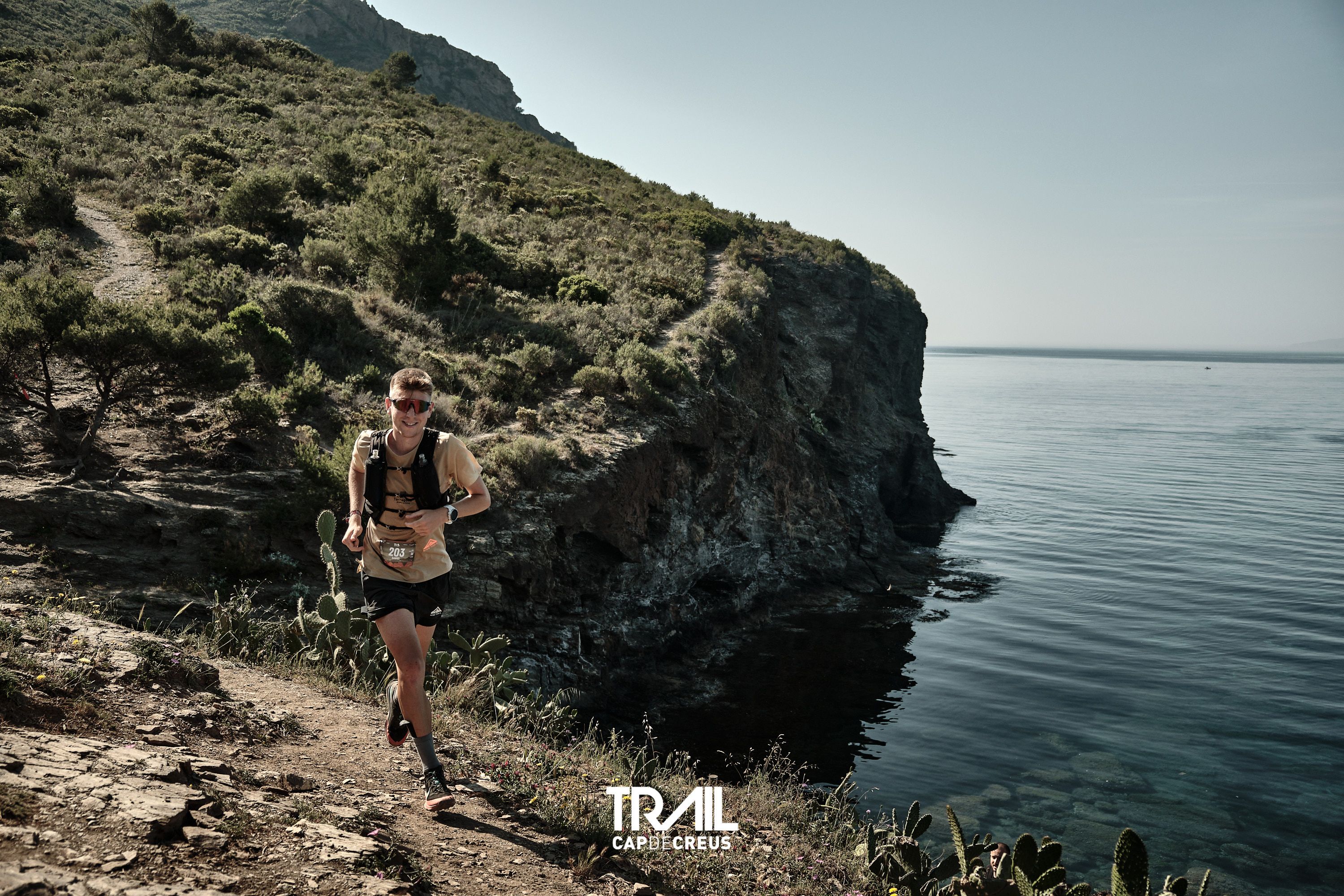 Rumbo al paraíso de Roses con Trail Cap de Creus ©Klassmark
