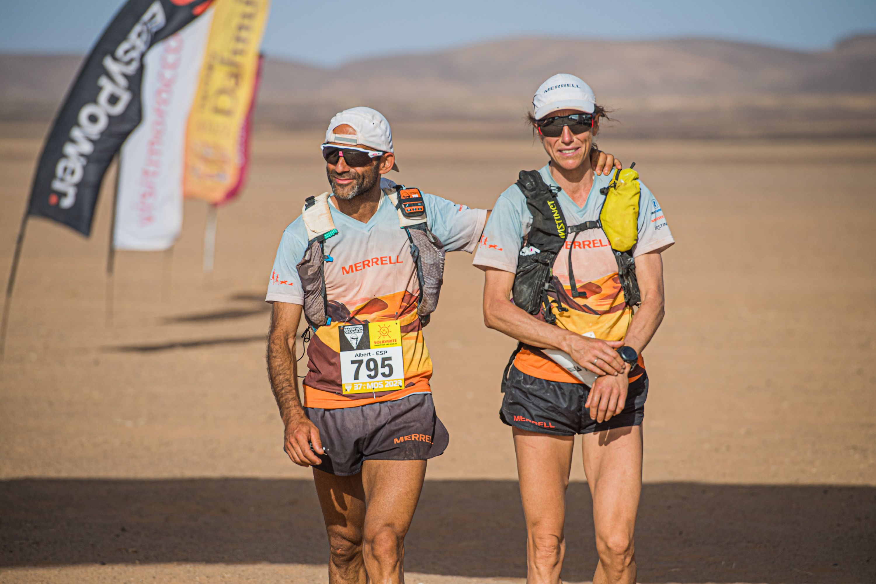 CIMBALY MDS23@MartaBacardit  Ragna Debats pierde el liderato de la Marathon des Sables 2023