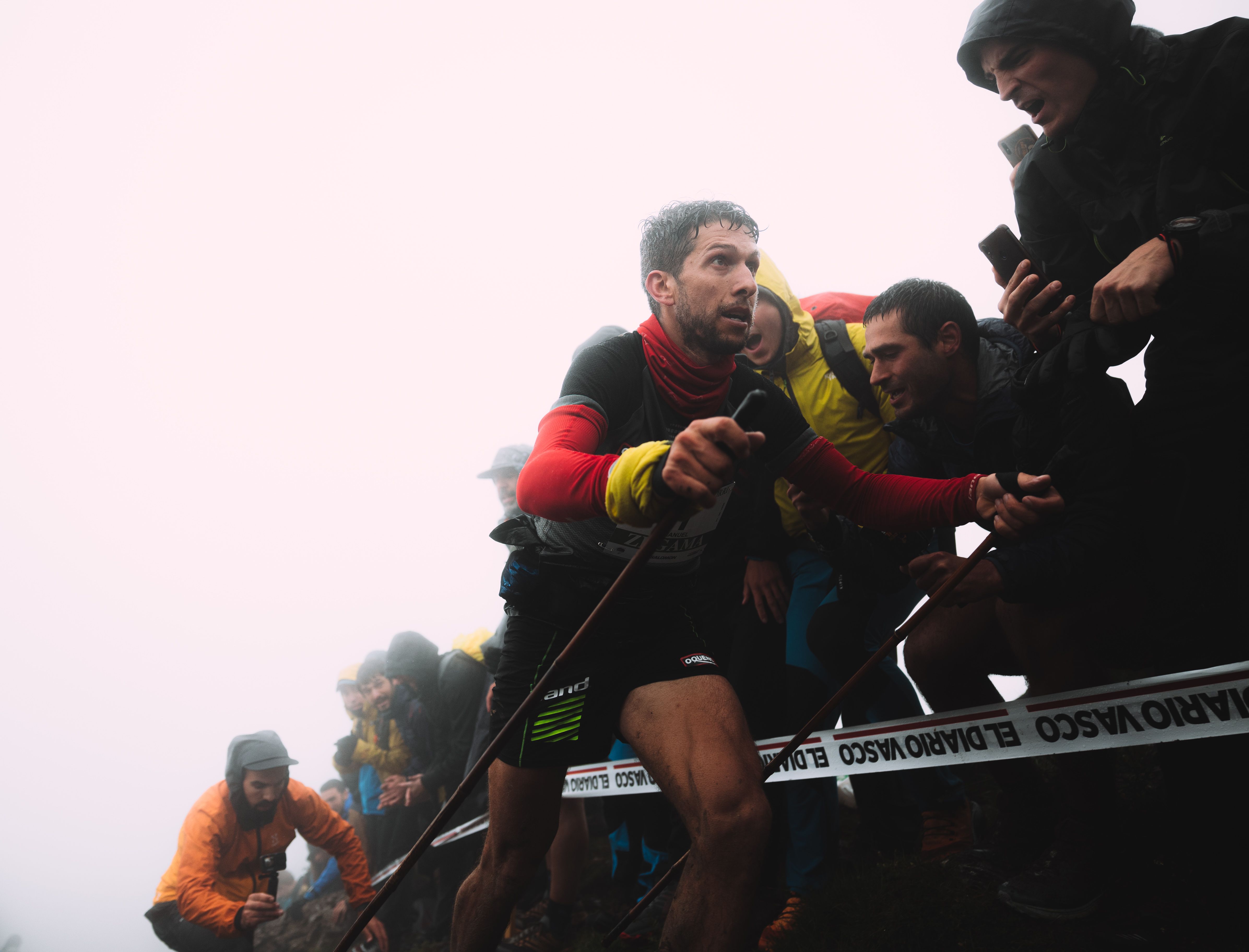 Manu Merillas en la Zegama Aizkorri 2023 en la que se llevó el triunfo. TOÑO MIRANDA.