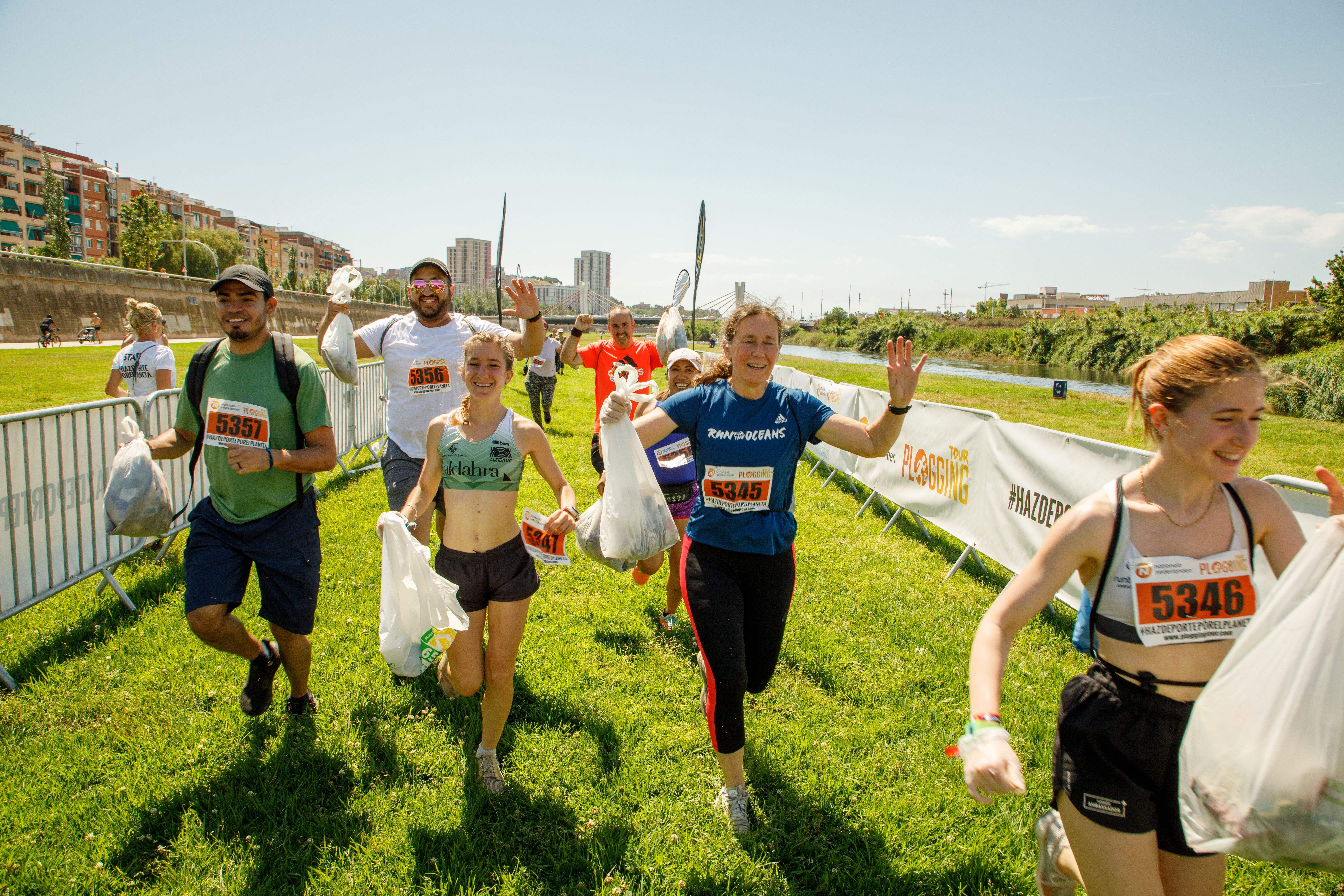 Plogging tour bcn 2022