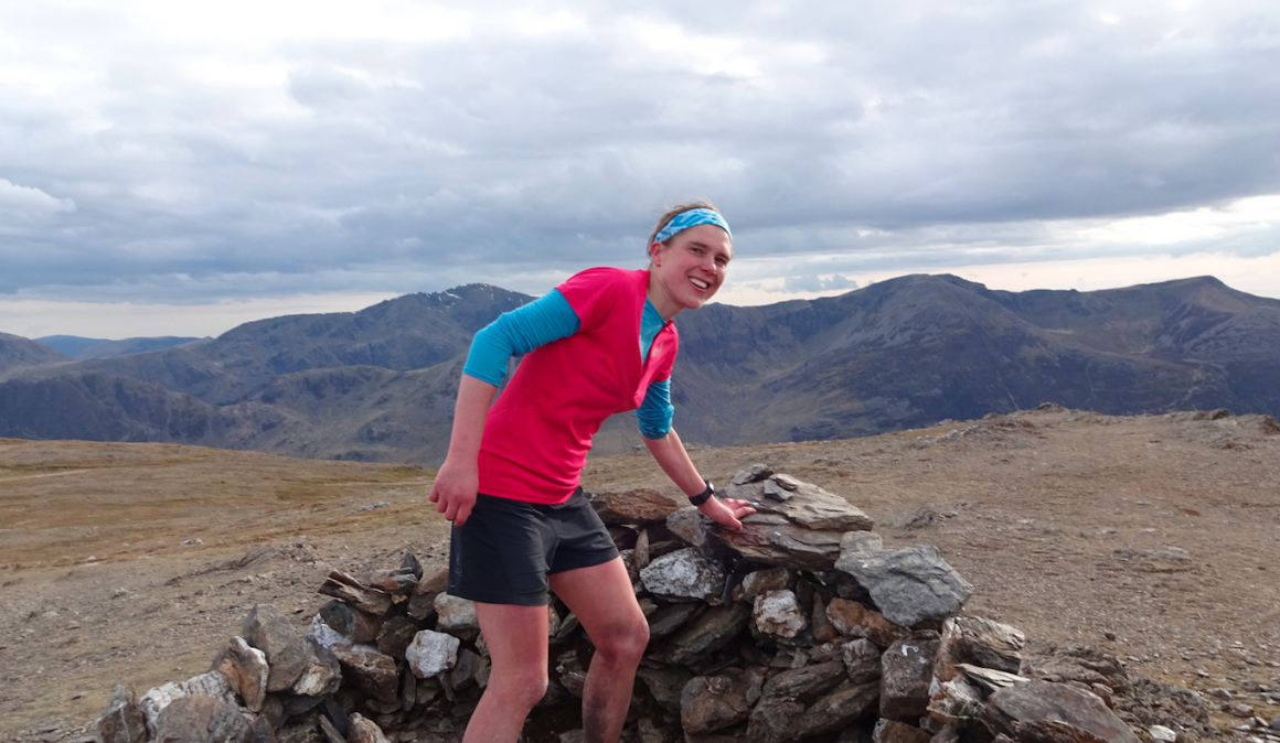Jasmin Paris se convierte en leyenda venciendo en la Spine Race