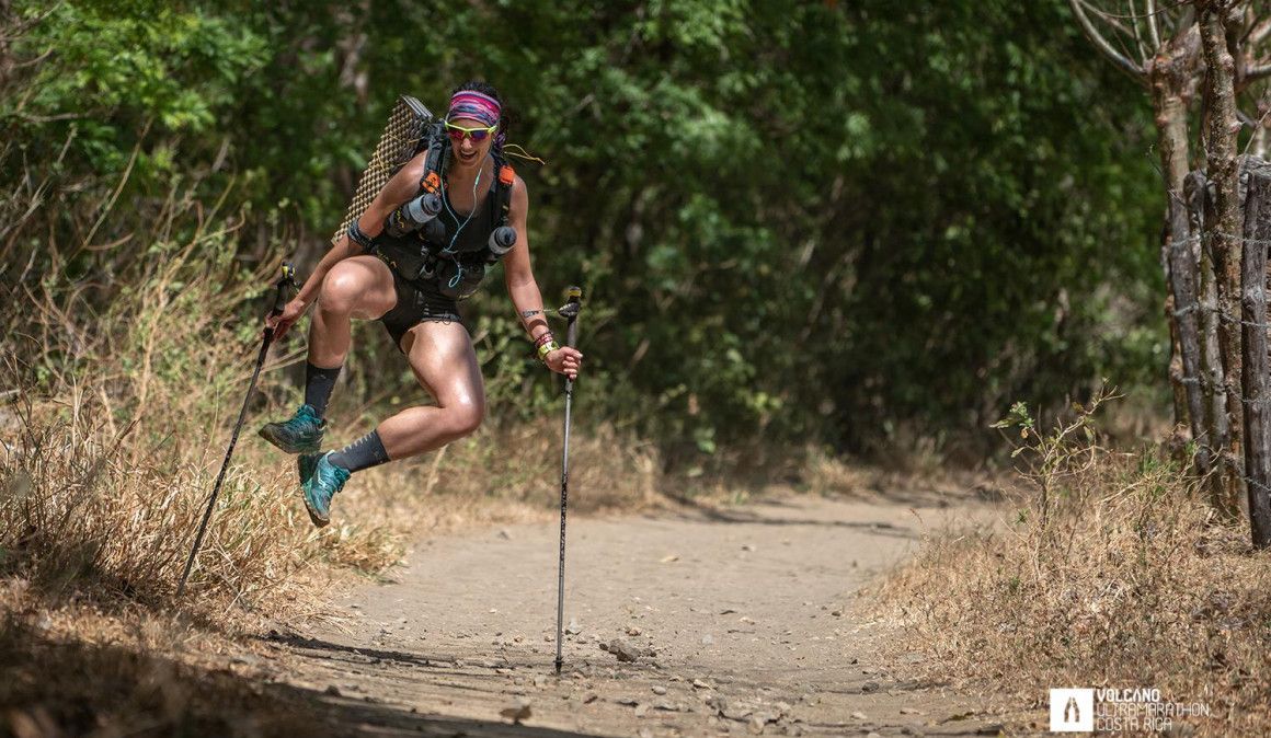 La española Eugenia Gil vence en la primera etapa de Volcano Ultramarathon