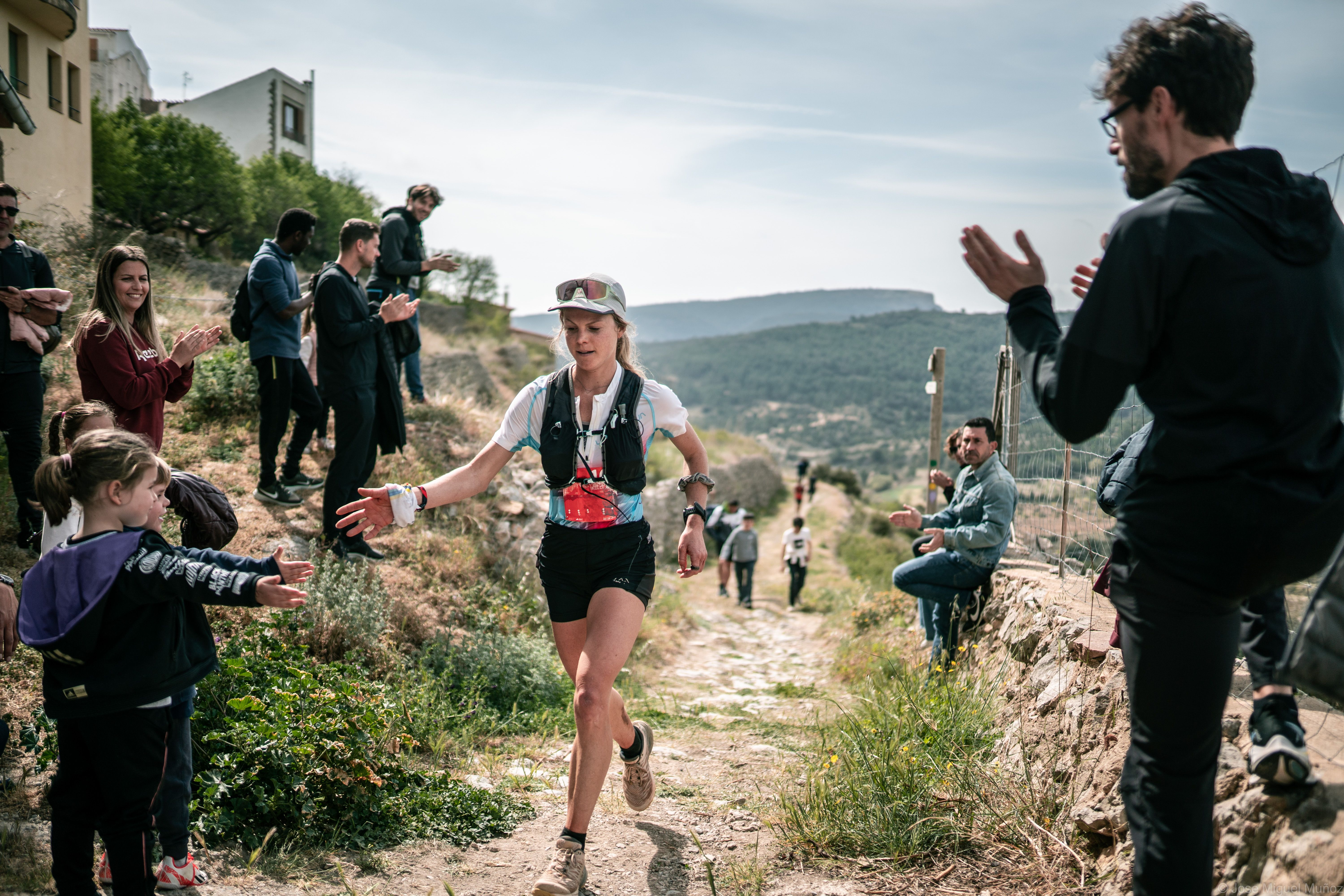 Nueva política de ASICS Penyagolosa Trails relativa al embarazo ©@josemiguelmunoze  