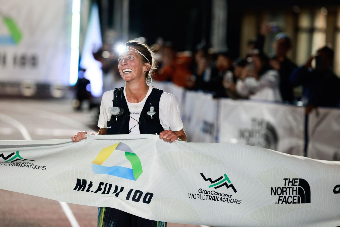 Courtney Dauwalter hace historia de nuevo en Fuji ©World Trail Majors
