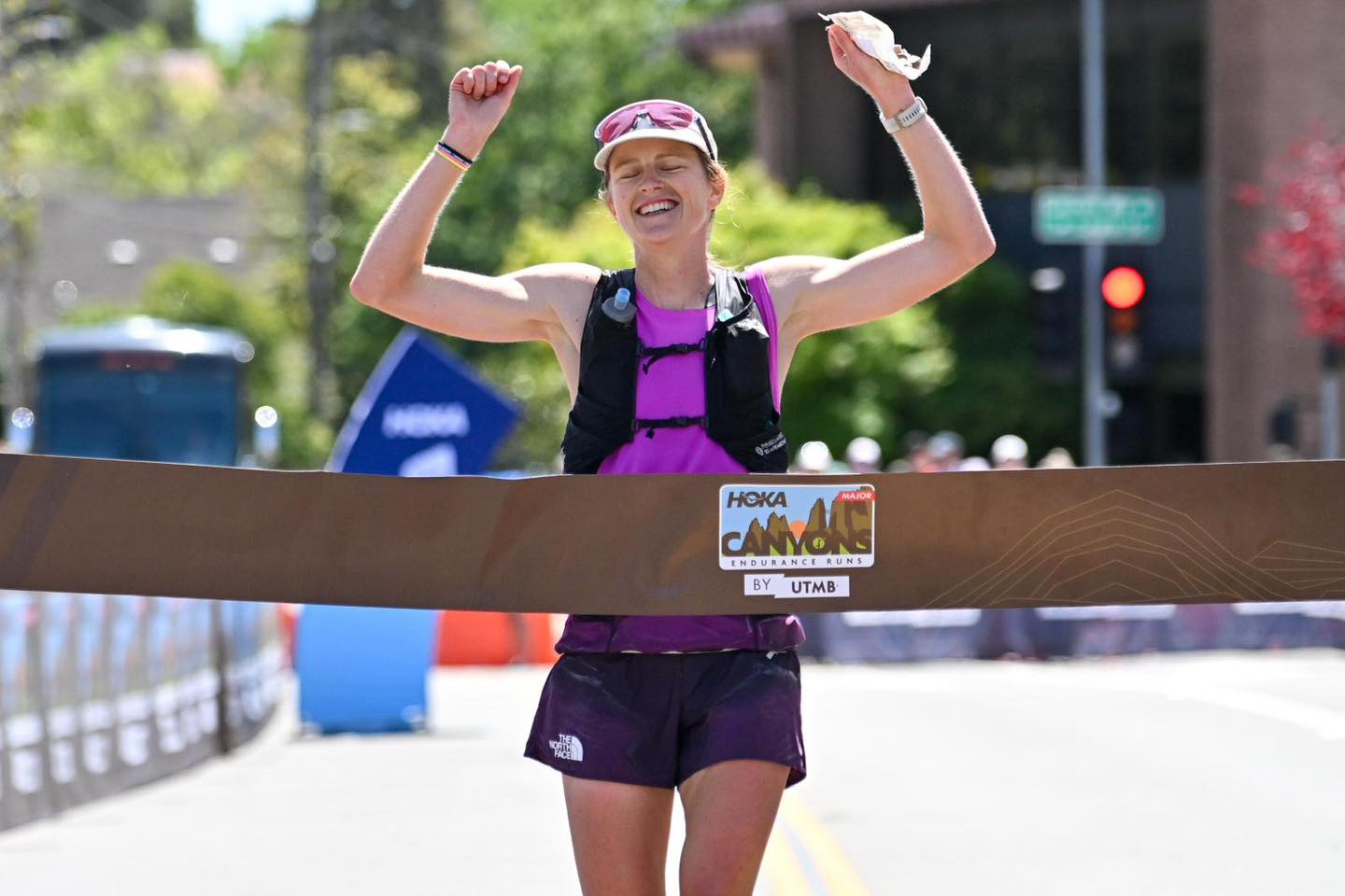 Katie Schide domina los 100K de la Canyons Endurance Runs by UTMB®