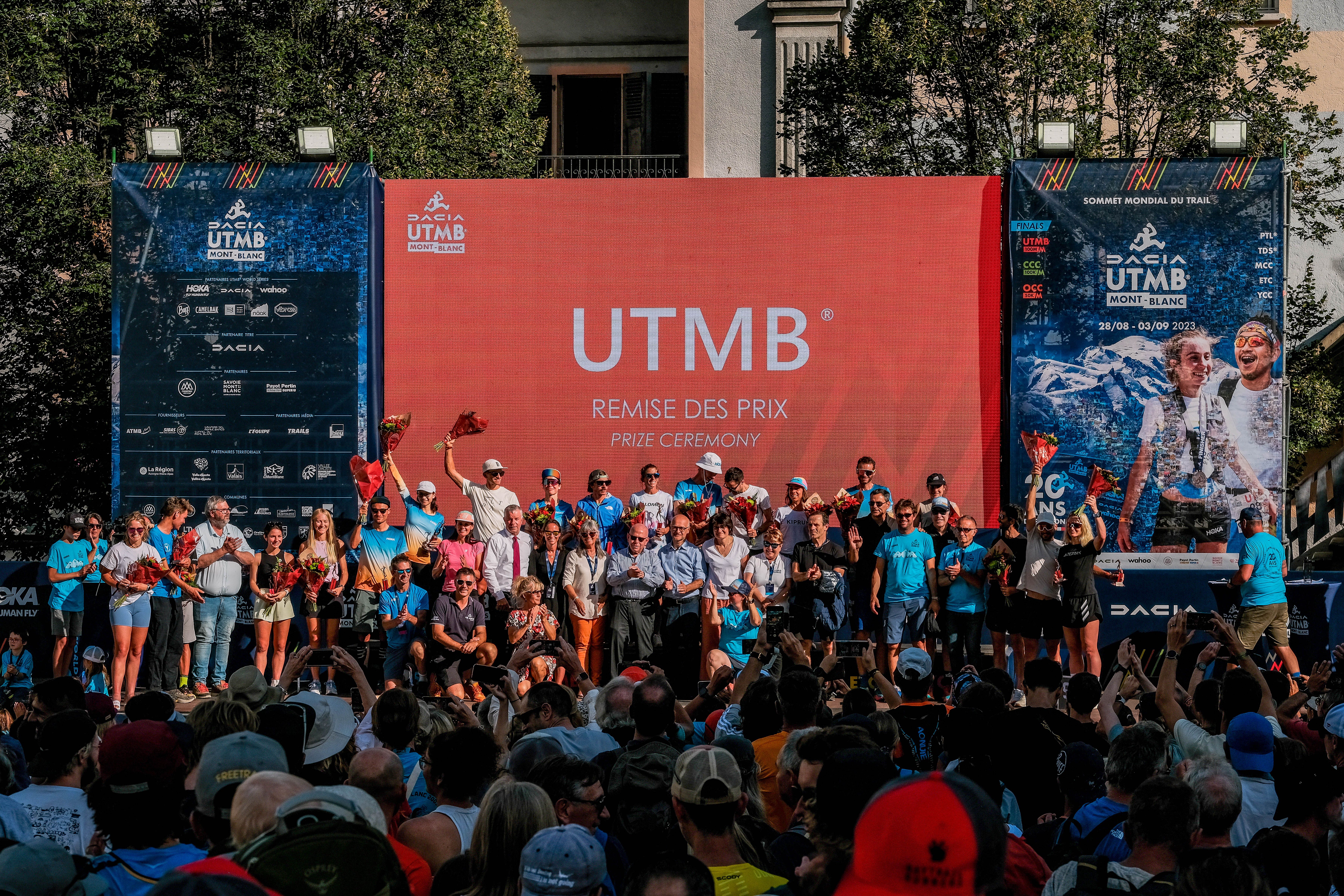 UTMB aumenta los premios económicos para las Finals de Chamonix y los Majors ©UTMB® Mont-Blanc Podio UTMB® 202