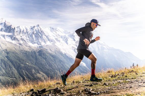 Compressport completa su gama Oxygen con ventilación 360º