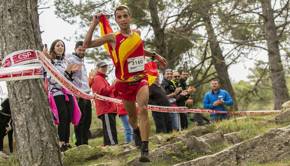Entrevista con el corredor gomero que afronta su tercer Mundial. Fotografía M. Helsing