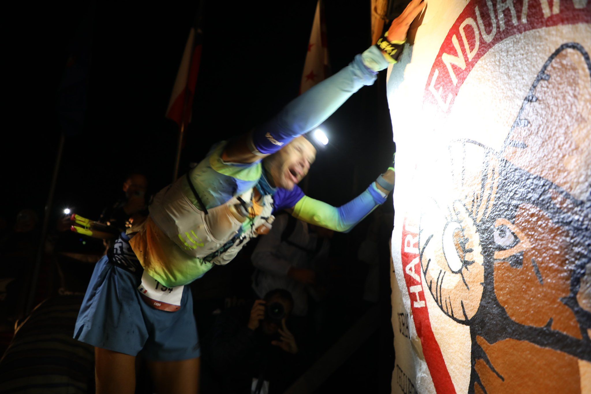 Ludovic Pommeret bate el récord de la HR100 ©iRunFar