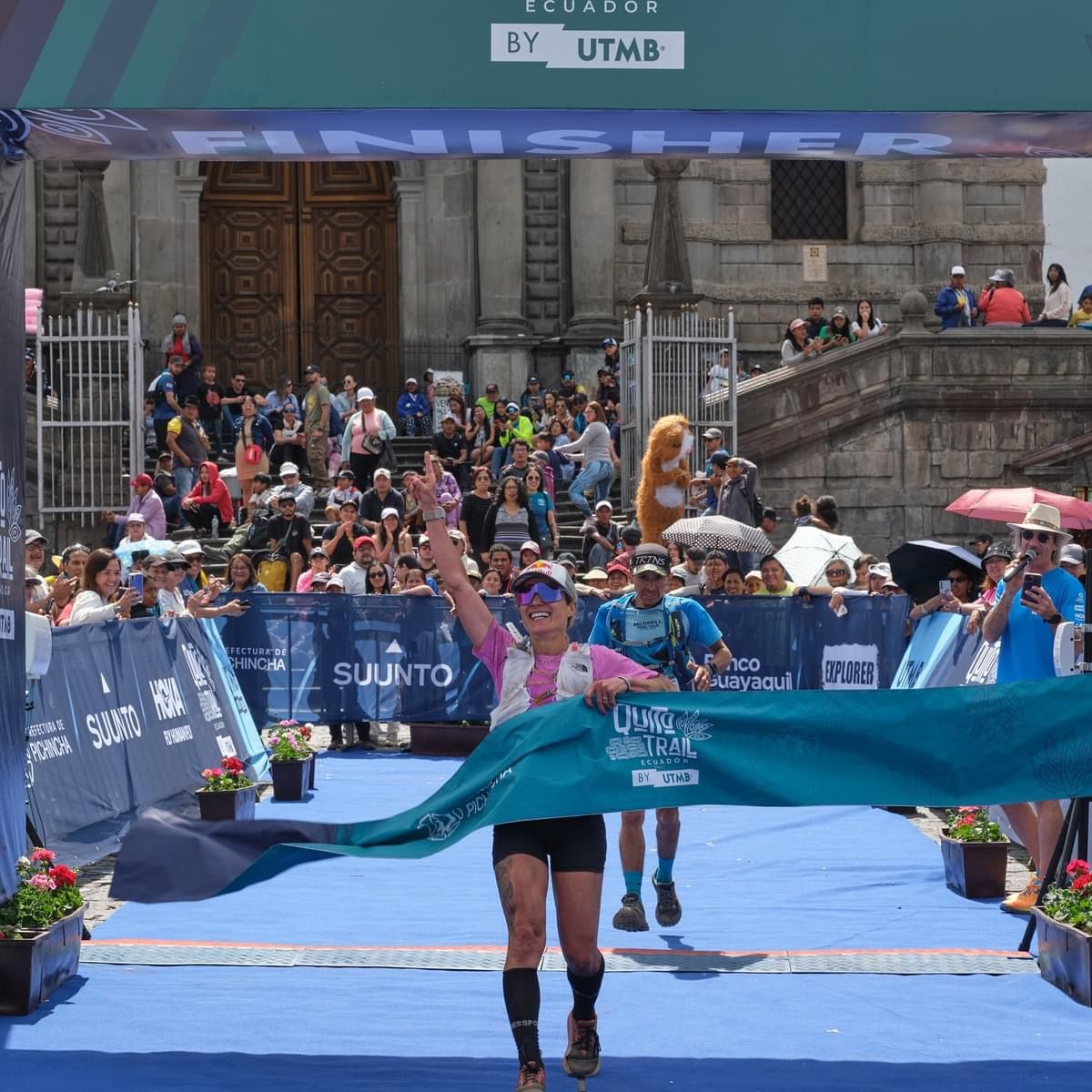 Fernanda Maciel entrando en meta 