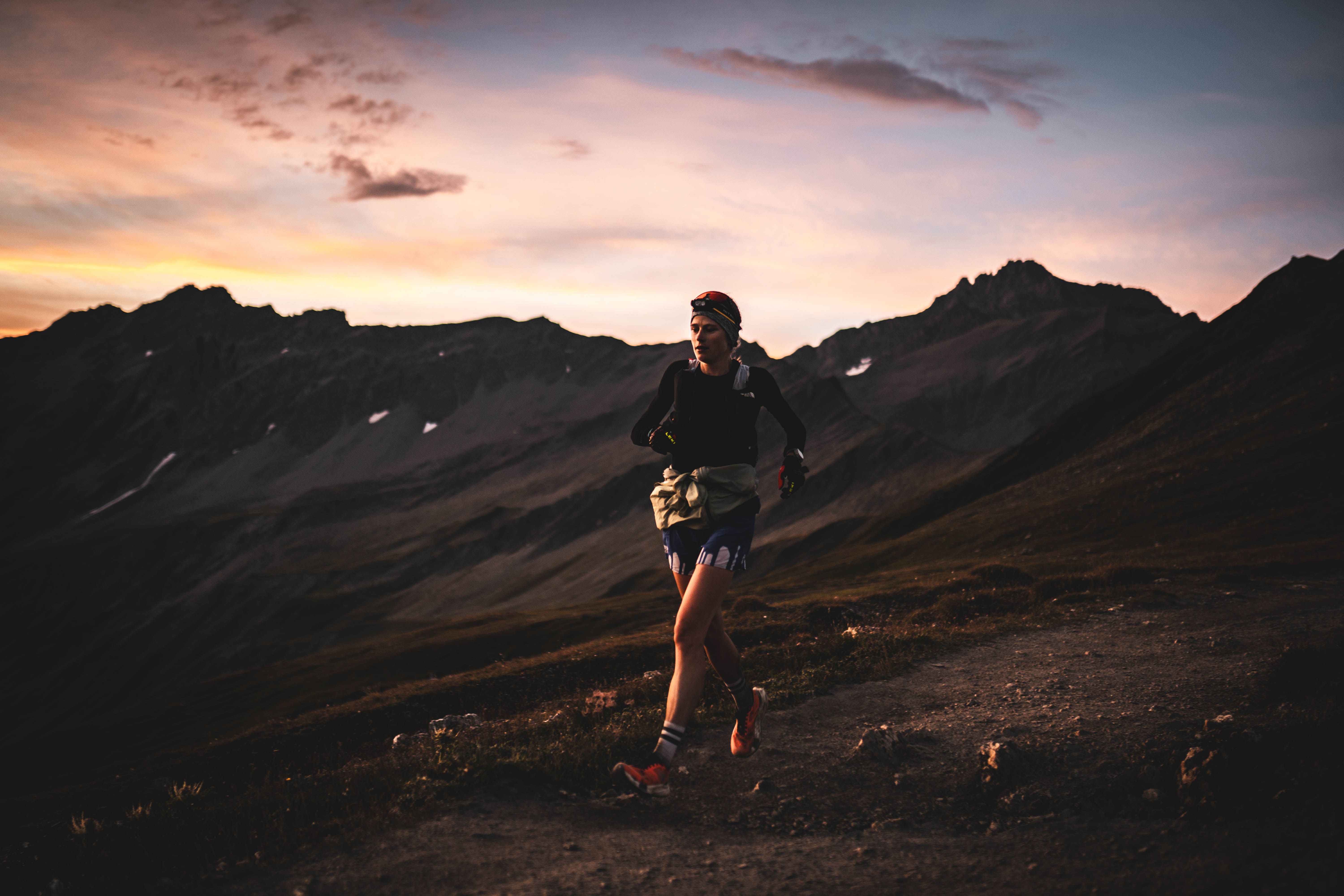Katie Shide, la reina de la UTMB® Mont-Blanc 2024 ©José Miguel Muñoz Egea 