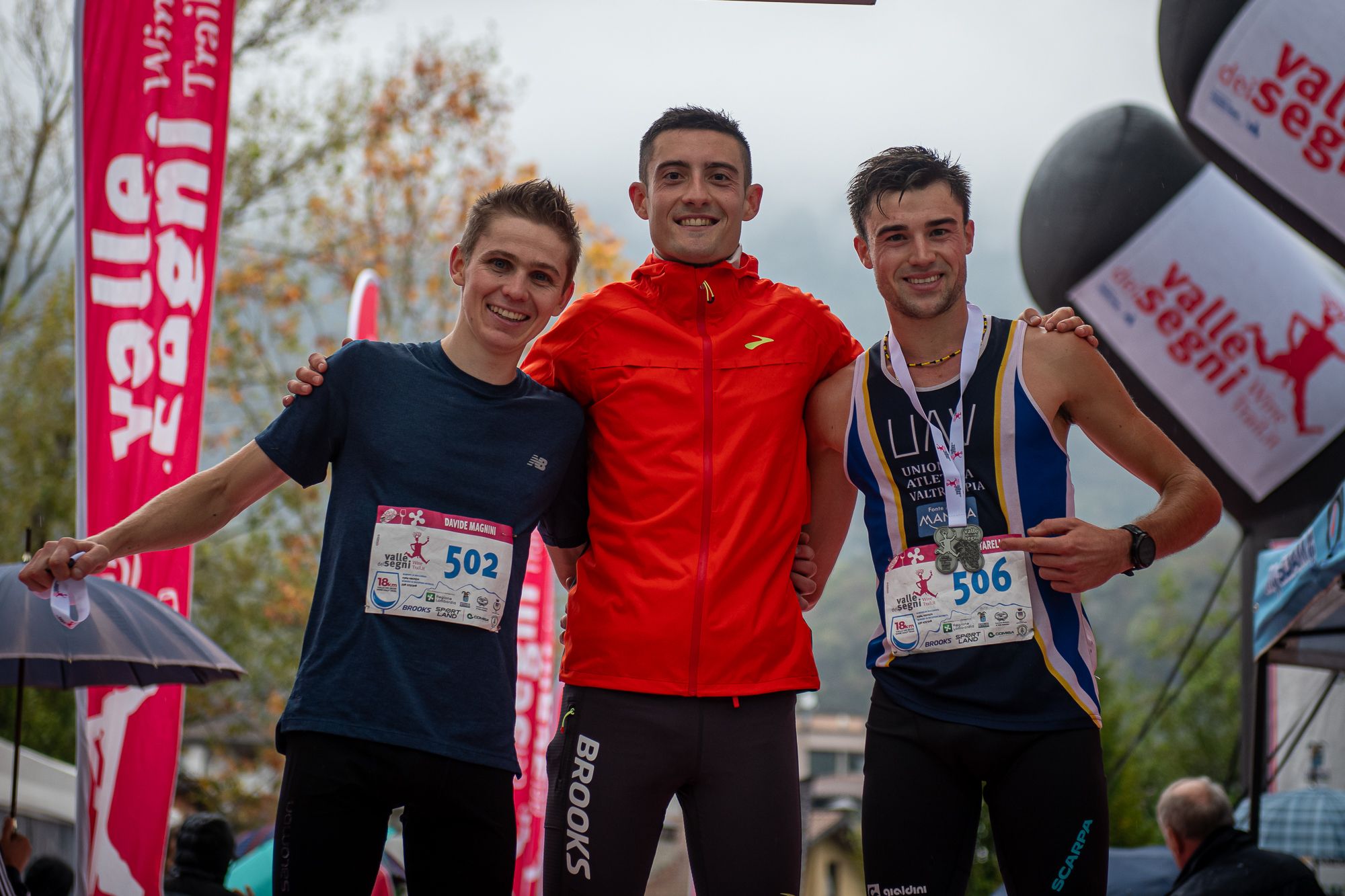 Podio masculino de la media maratón de Valle dei Segni Wine Trail