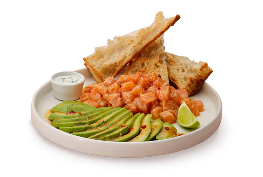 Así de apetecible luce el tartar de salmón y aguacate de VIPS