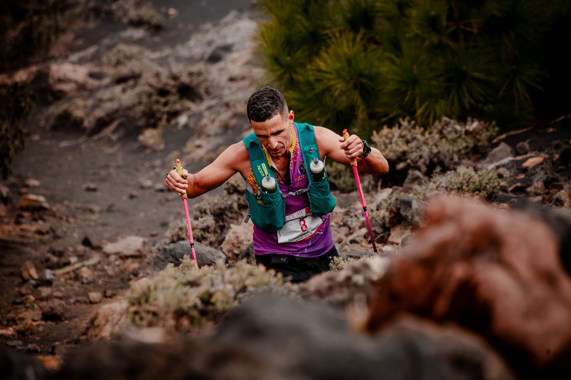 La élite canaria se da cita este fin de semana en Reventón El Paso Fred.Olsen Express. Foto Esteban García a su paso por las Deseadas ©️ReventÓN El Paso 2024