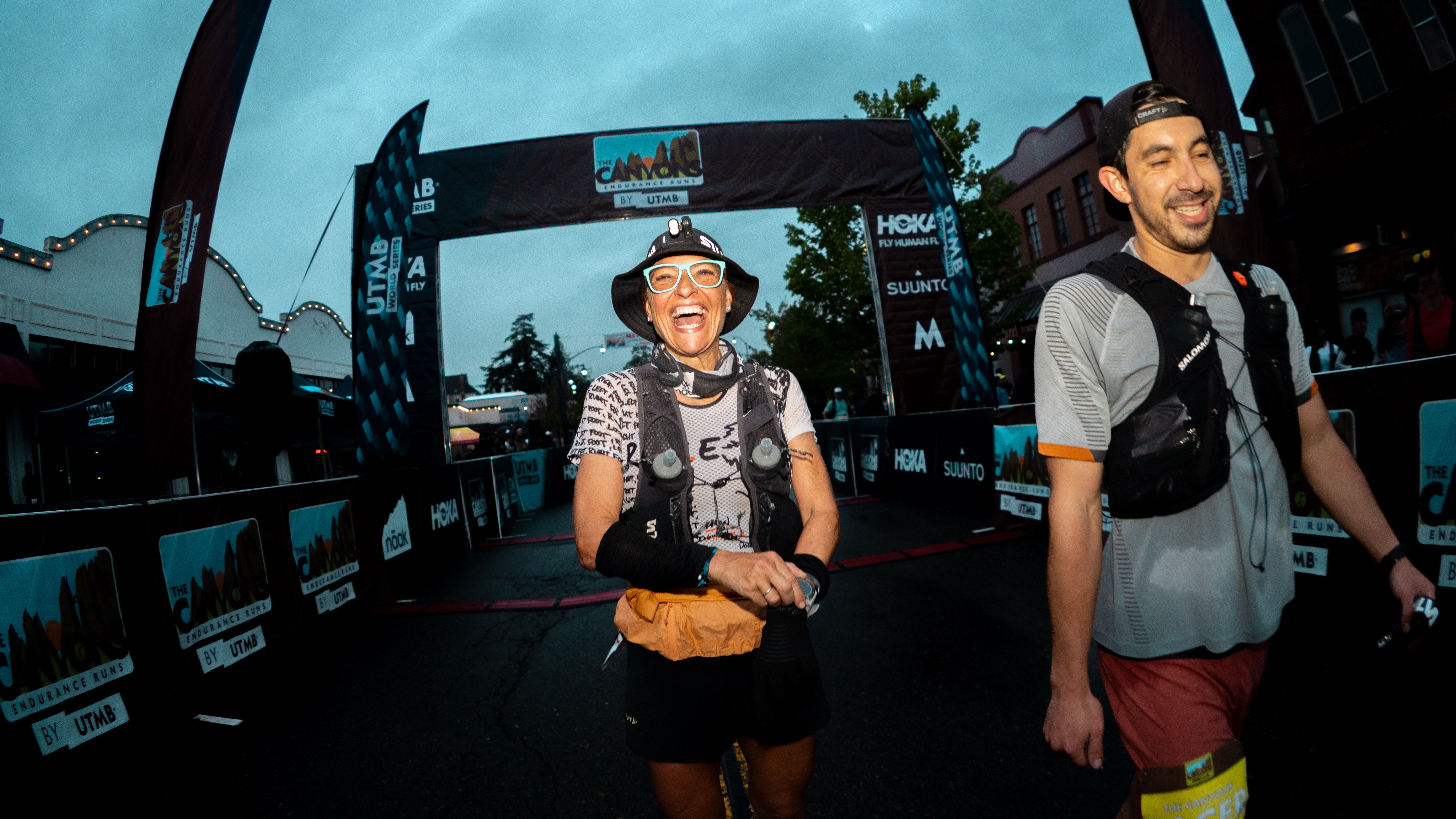 Aroa en meta de Canyons. Foto: Miguel Rua for Craft Sportswear