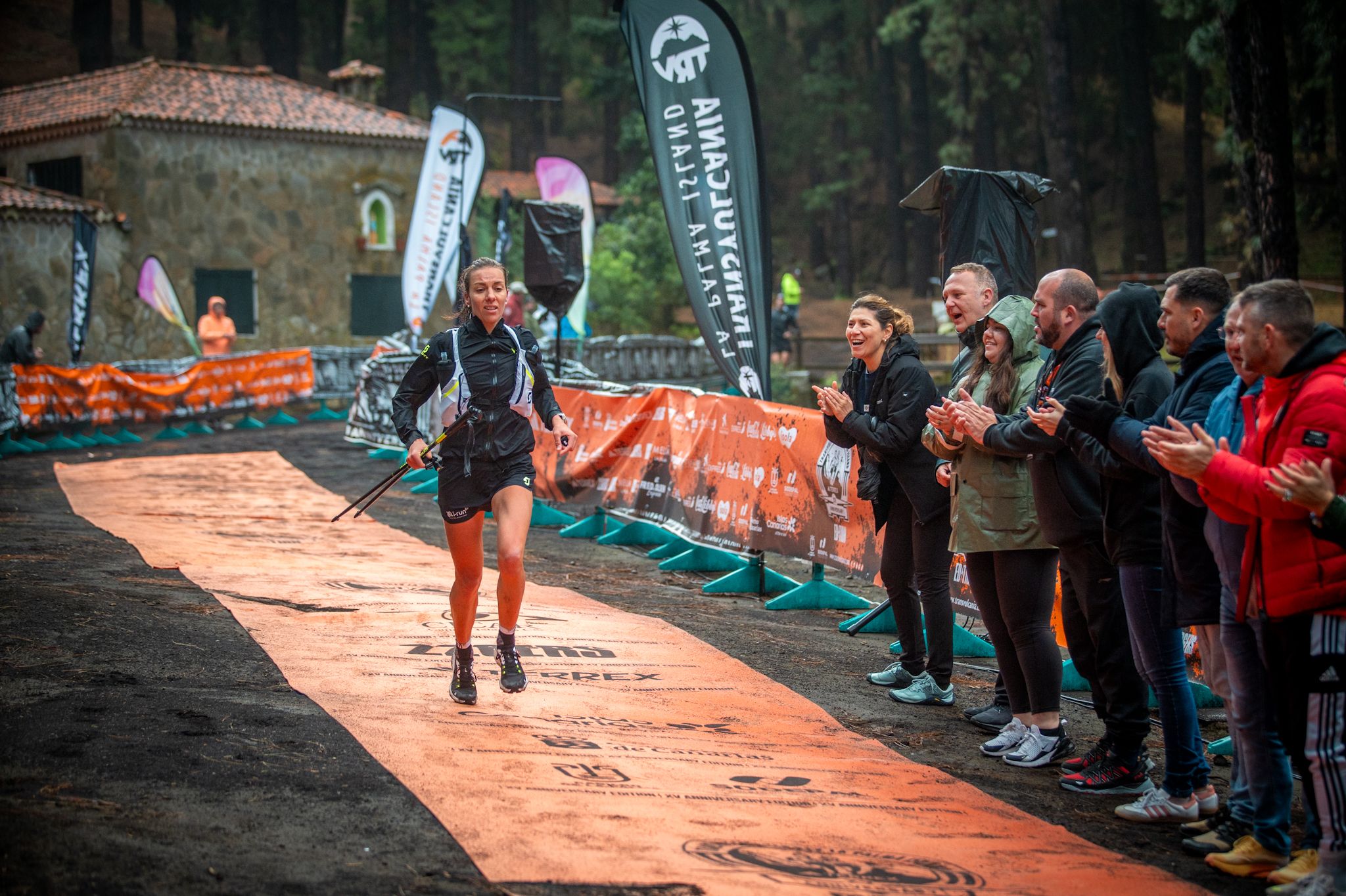Anne-Lise Rousset a su paso por el Refugio del Pilar ©️TRV Ultra Van Marty
