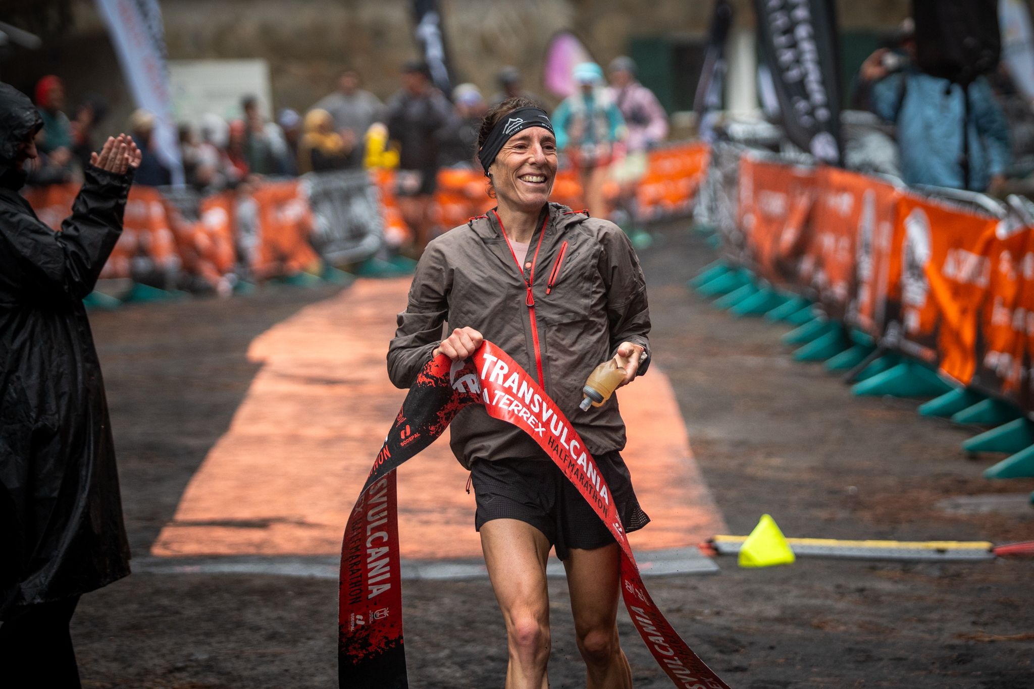 Maude Mathys, ganadora de la Media Maratón ©️TRV Van Marty 