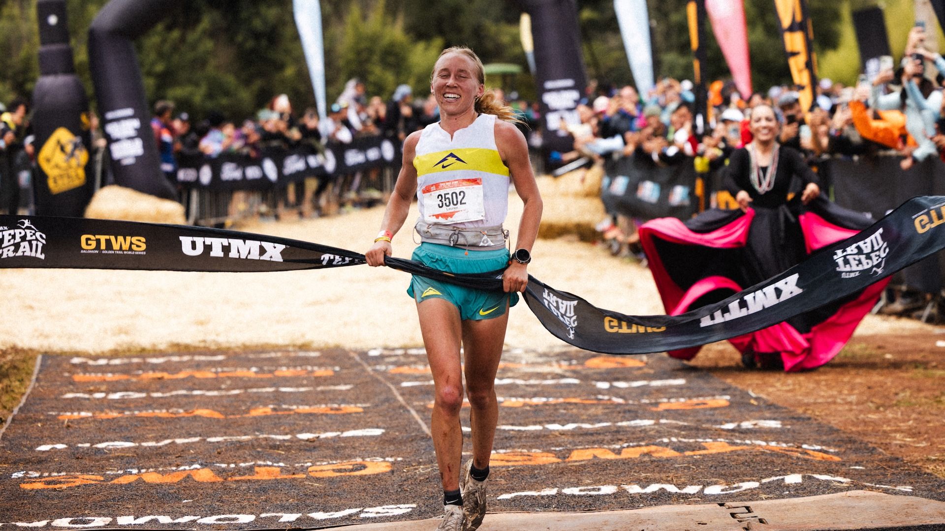 Elhousine Elazzaoui y Lauren Gregory se llevan la sexta parada de las GTWS Foto @rising.story @colinolivero Tepec Trail 2025