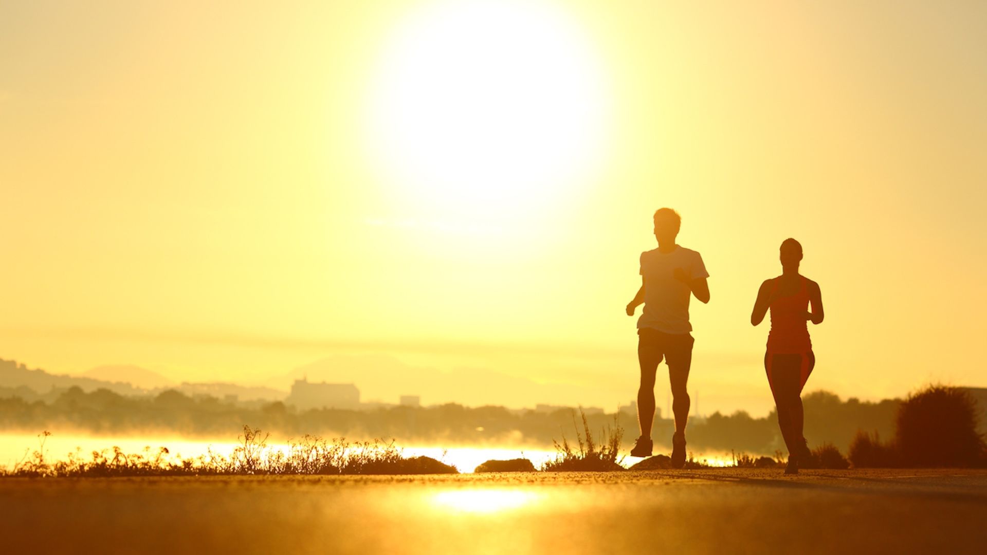 Se puede rendir bien corriendo en verano pero debes hacer caso a la ciencia: es lo que te proponemos en este artículo. ©️iStock 1051175288