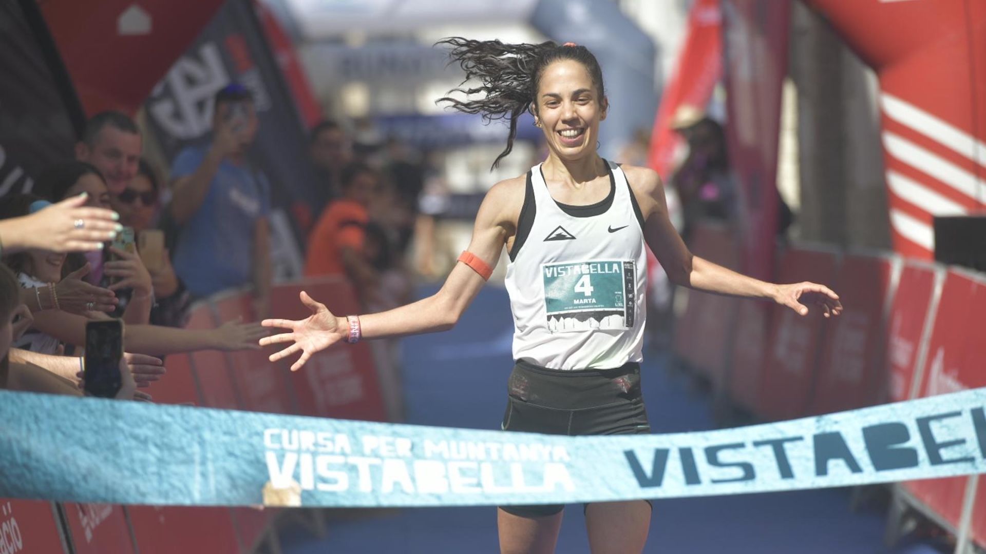 Marta Pérez Maroto ganadora Cursa per Muntanya Vistabella 2024