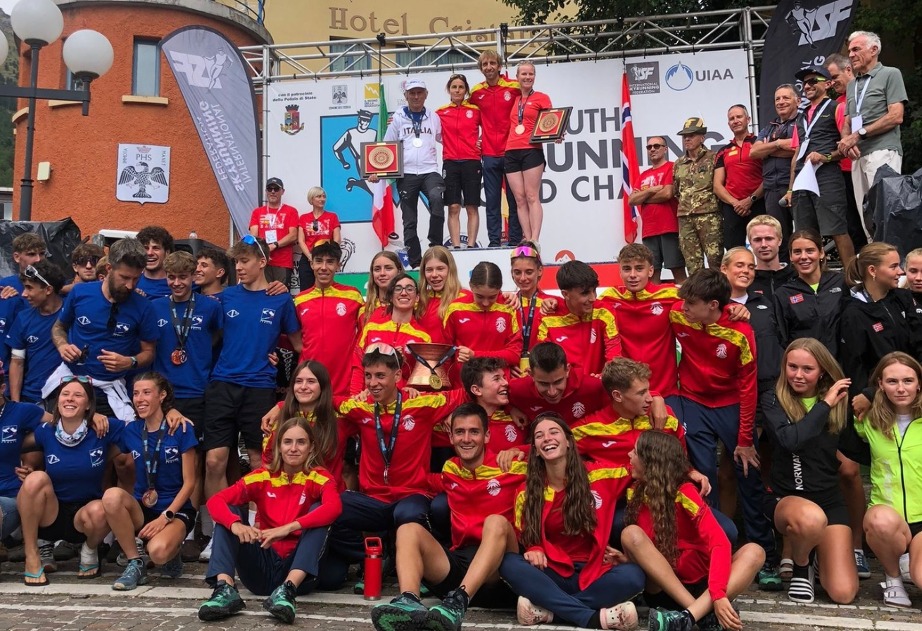 La selección juvenil Campeona del Mundo de Skyrunning