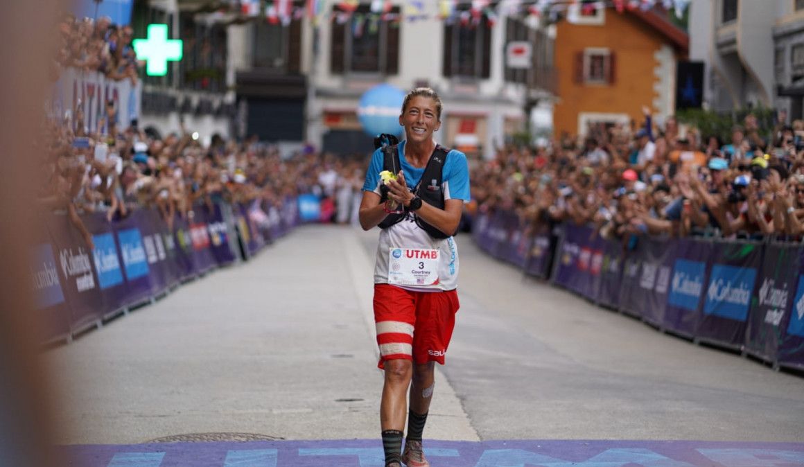 Courtney Dauwalter conquista la UTMB 2019. Fotografía José Miguel Muñoz Egea