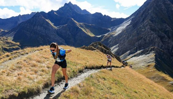 Martyna en un lance de carrera ©UTMB2025 Martyna en un lance de carrera ©UTMB2025