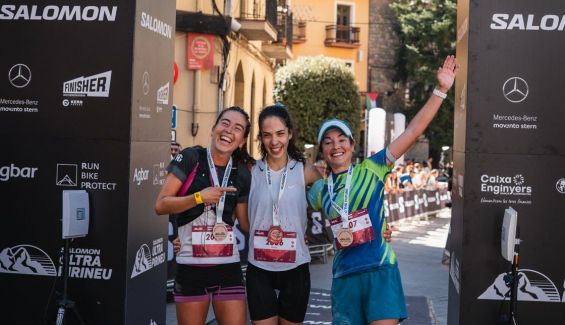Podio Femenino Marató Chema Velasco