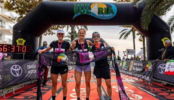 Podio femenino de la ultima etapa ©Matias Novo