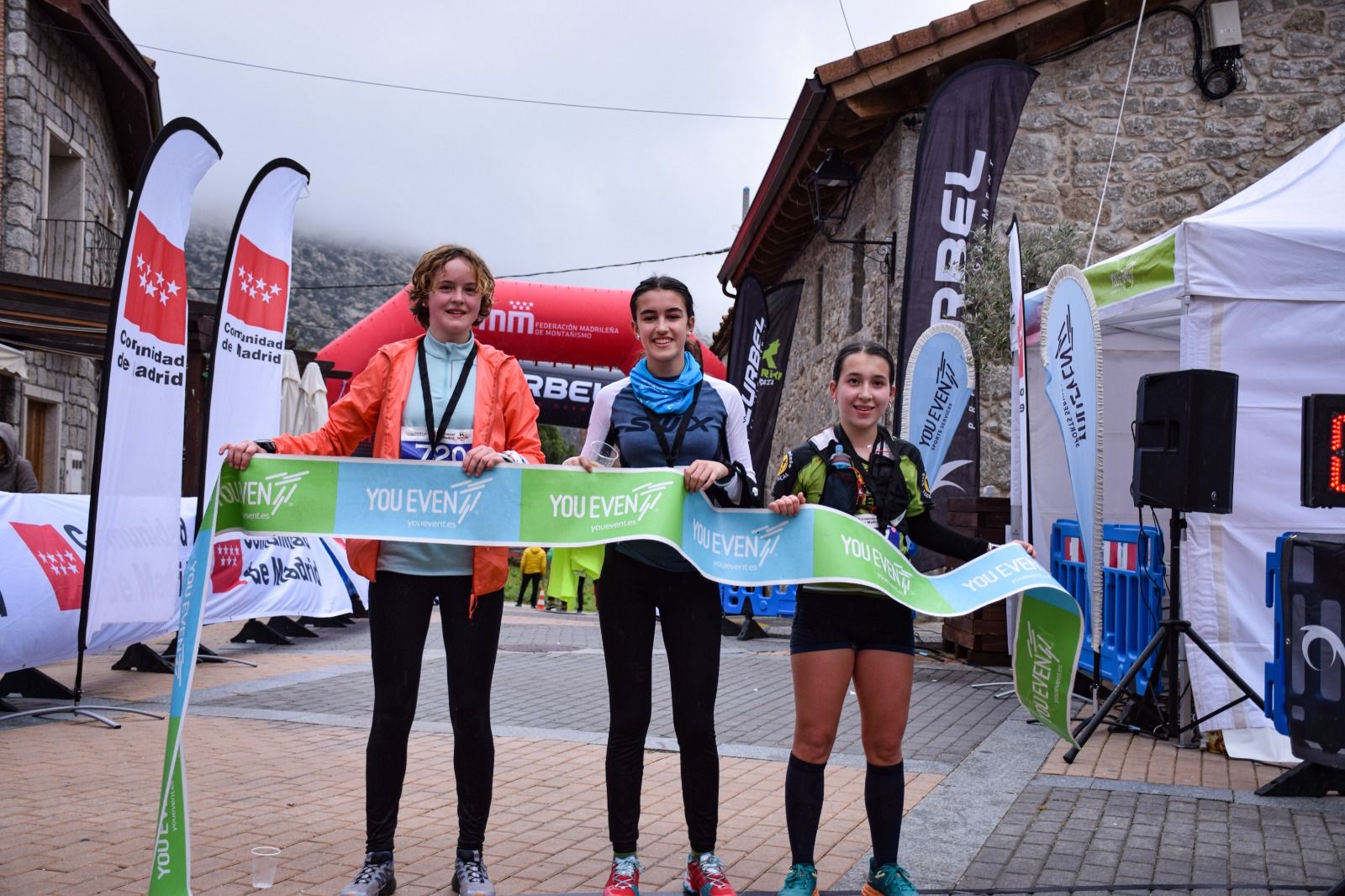 WhatsApp Image 2025 12 03 at 09.48.21