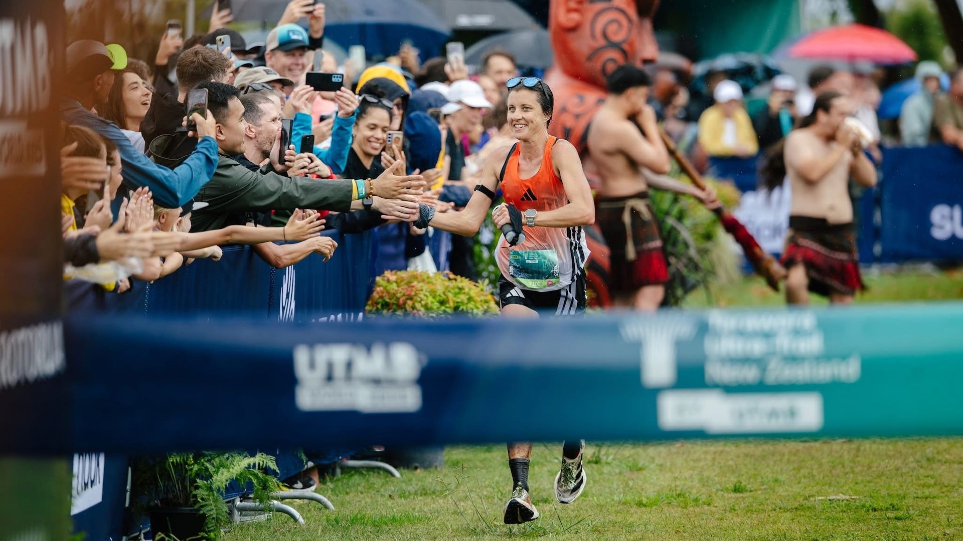 Póquer de victorias de Ruth Croft y Daniel Jones en Tarawera Ultra-Trail by UTMB®️ . Foto ©️Tarawera by UTMB®️