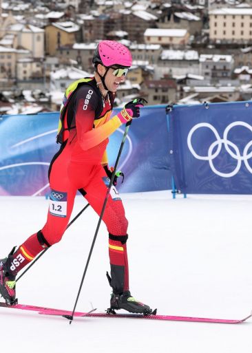 Oriol Cardona en uno de los ascensos.