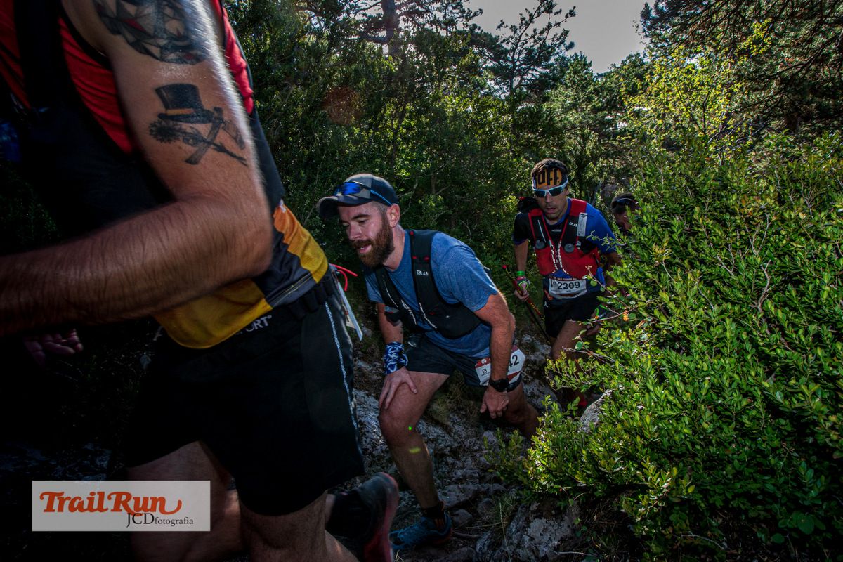 Salomón Ultra Pirineu 2019-18