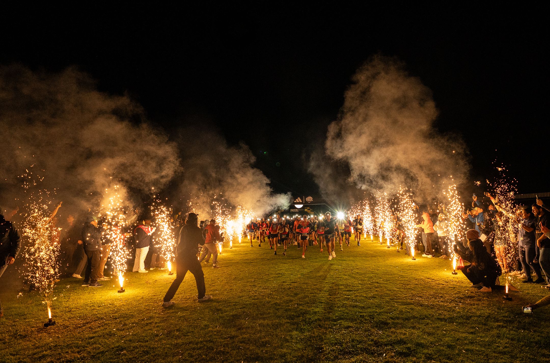 Petzl Trail Plus: diez años iluminando montañas y construyendo comunidad en el trail. Foto ©️diegowinitzky