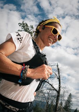 Aroa disfrutando plenamente de la carrera. Foto: Miguel Rúa 