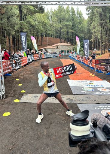 Kiriago se hizo con el récord de la Media Maratón Transvulcania