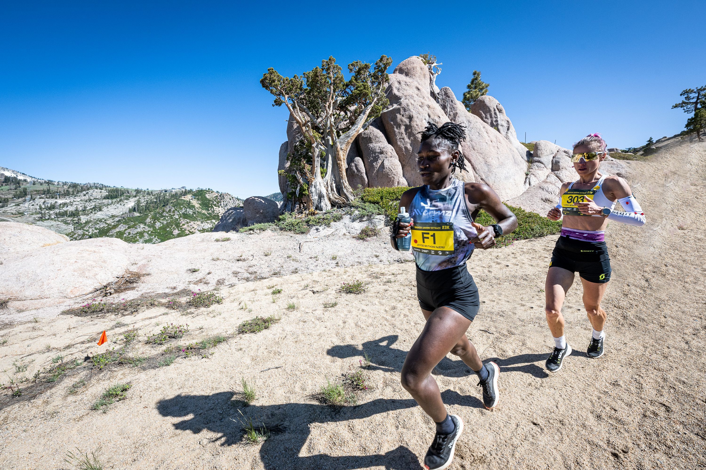 La Copa del Mundo de la WMRA regresa a California con Broken Arrow Skyrace Foto 2025: Joyce Muthoni Njeru y Madalina Florea