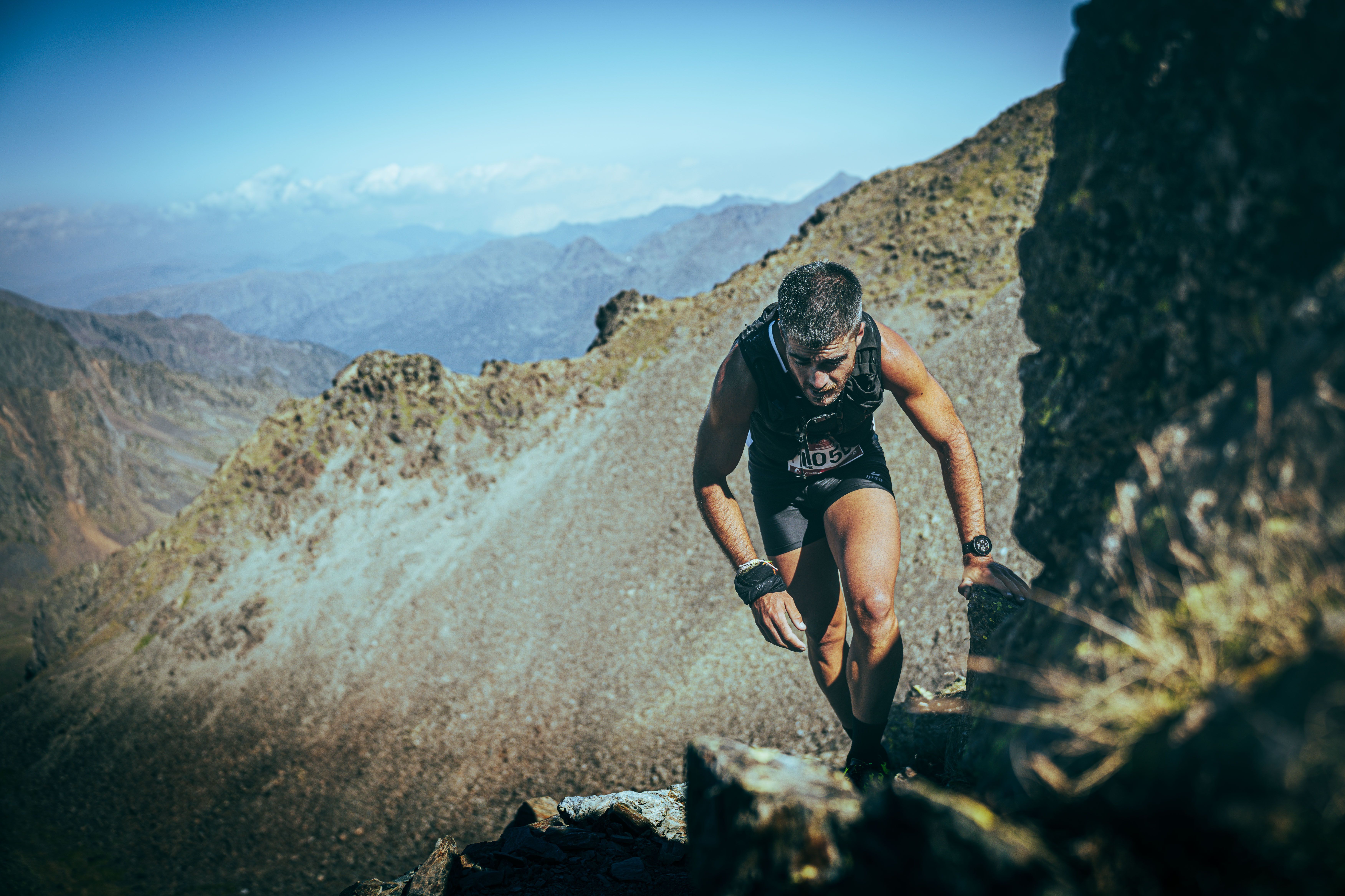 1000 corredores durante el Mountain Festival Comapedrosa