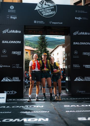 Podio femenino de la Marató Pirineu ©gravacs