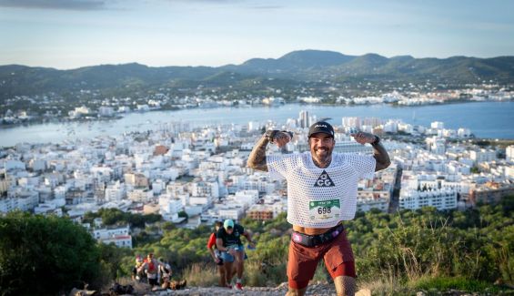 Un participante de 3 Días Trail Ibiza ©organización