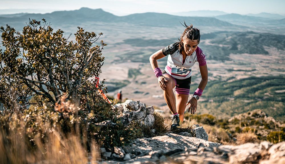 Gemma Arenas y Antonio Martínez ganadores de Barbudo Trail. Fotografía José Miguel Muñoz Egea