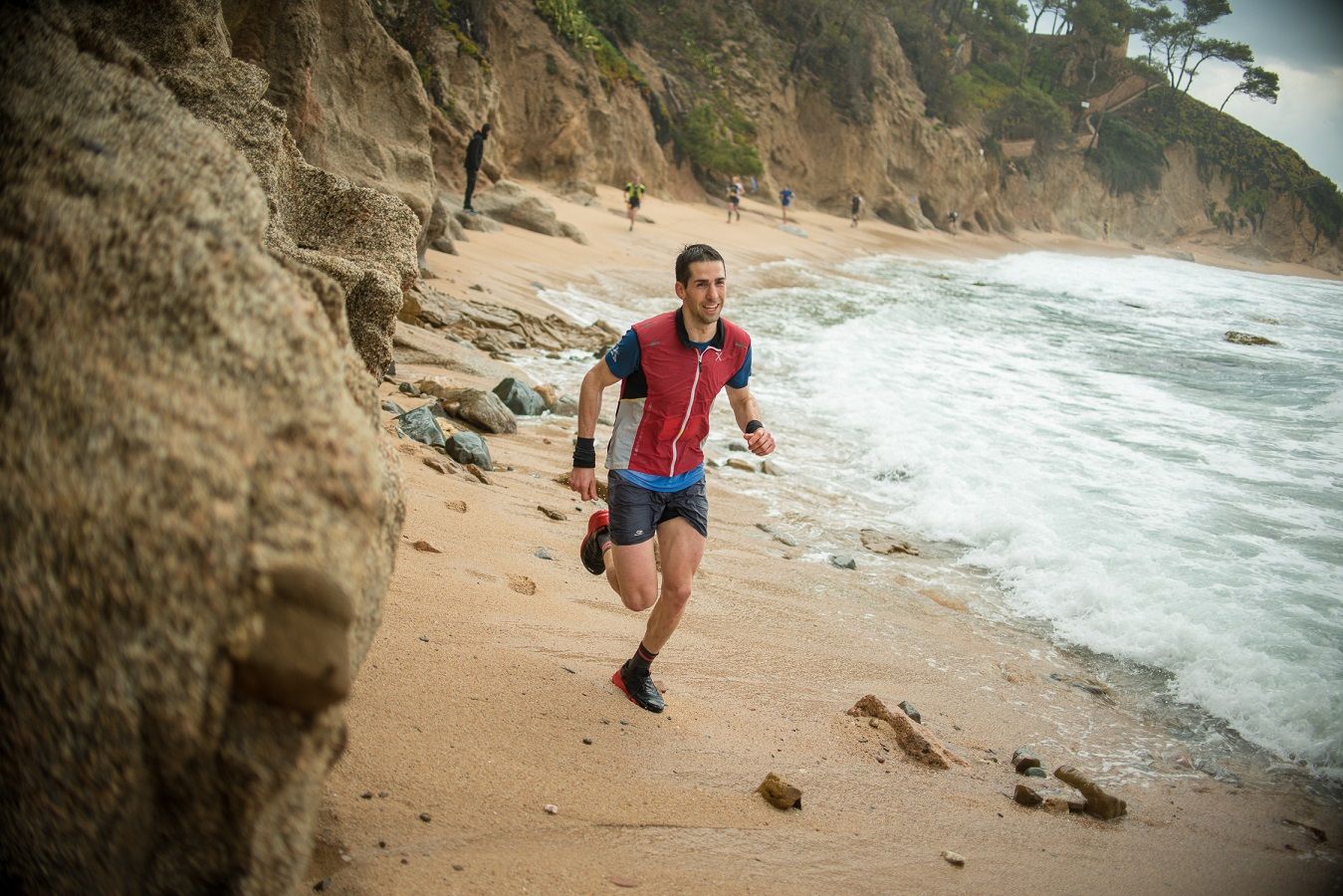 Un millar de corredores estrenan el Trail Costa Brava