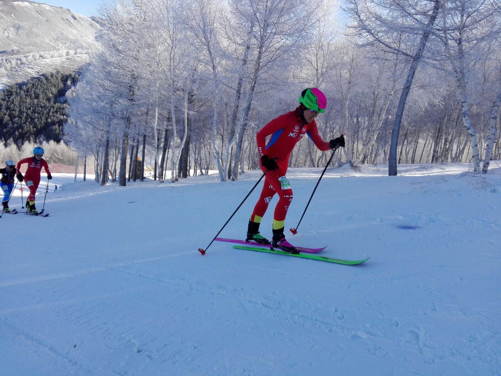 Claudia Galicia y Antonio Alcalde brillan en la Copa del Mundo de Skimo