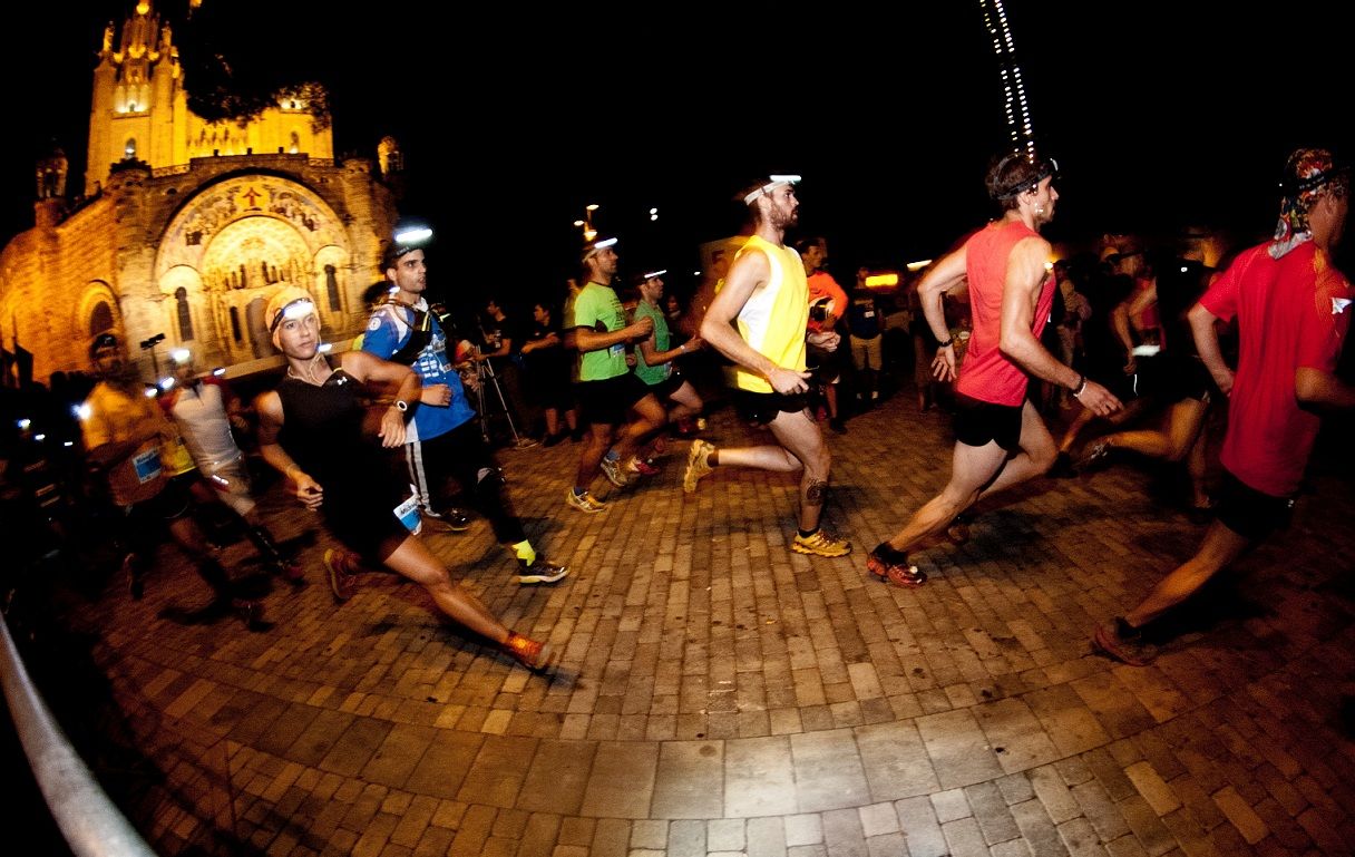 Un millar de corredores en la IV Barcelona Midnight Trail