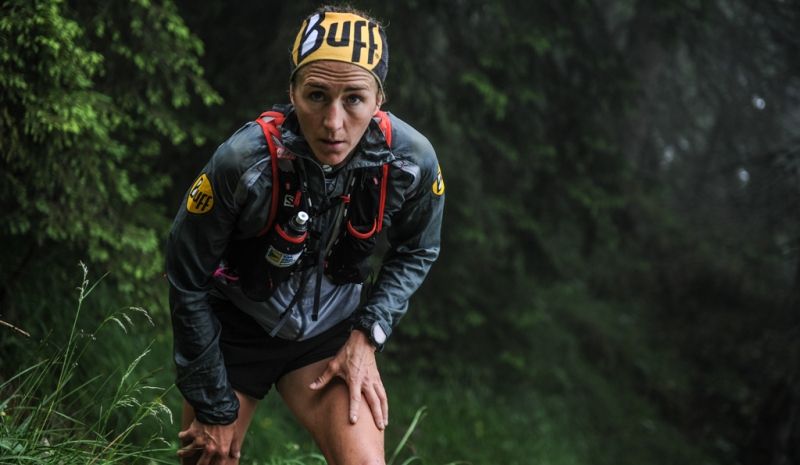 Nuria Picas y Dimitrios Theodorakakos en lo más alto de la Salomon 4 Trails